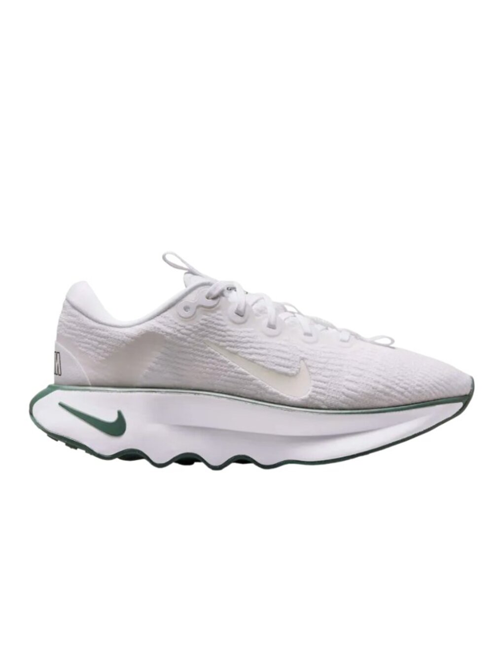 New Nike Motiva in white/vintage green sz 9 walking shoes